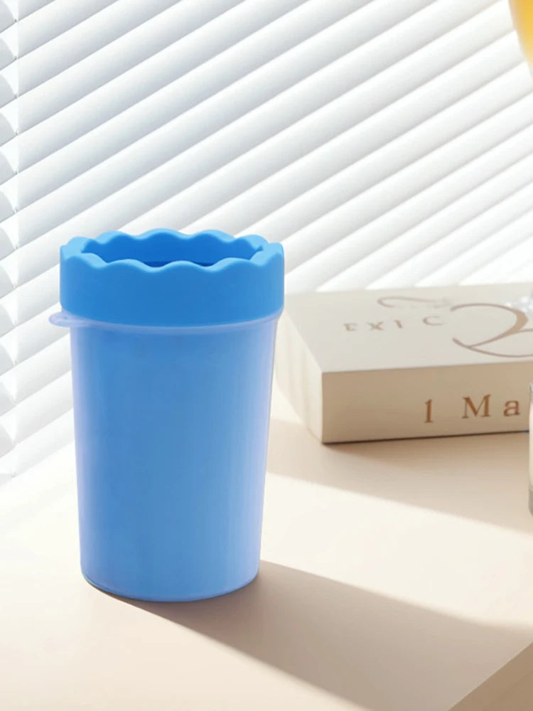 Portable Paw Cleaner Cup - 3-Size Silicone Pet Foot Washer for Dogs & Cats,