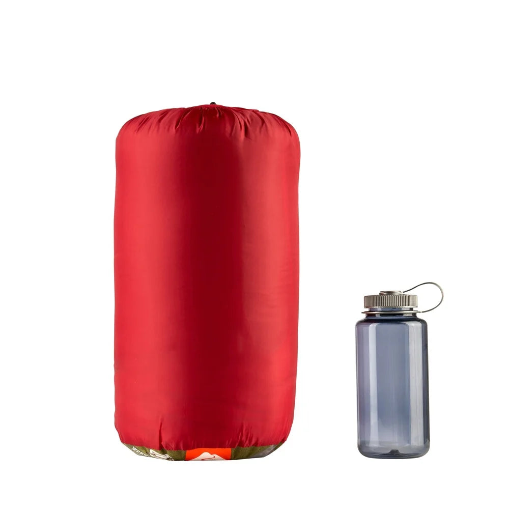 Warm Weather Sleeping Bag,  Lightweight Camping Travel Quilt Machine Washable Insulated Polyester Fabric Stuff Sack